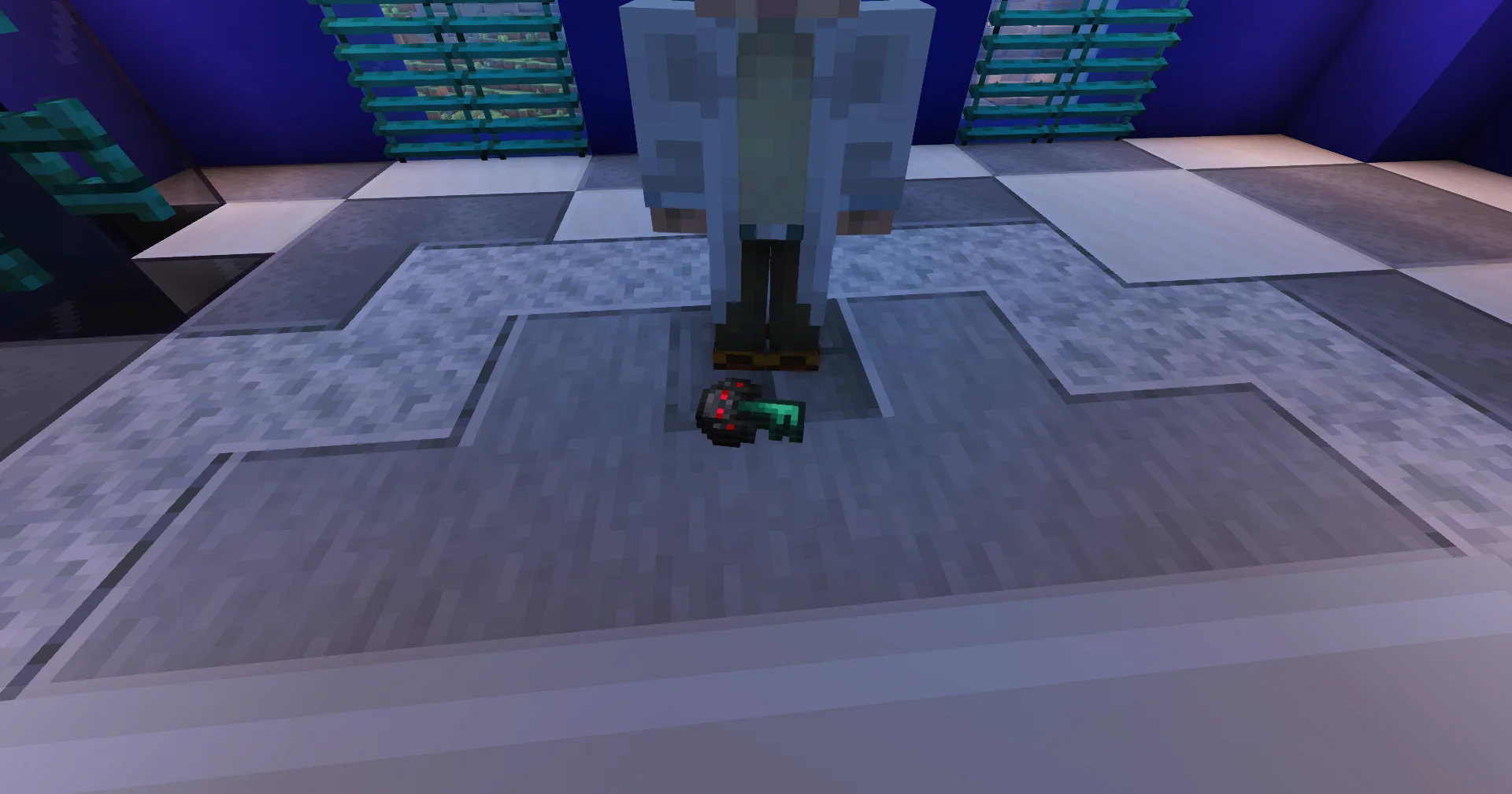 Right Entrance thumbnail 3